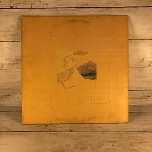Joni Mitchell Court and Spark Vinyl LP 1974 Asylum Records 7E-1001 Gatefold Folk